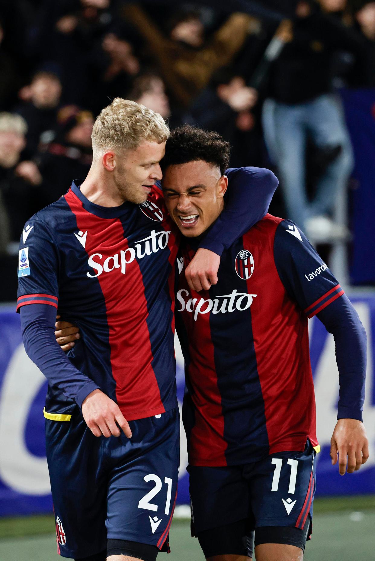 意大利联赛球员交流合作,积极备战下一场比赛 意大利联赛球员交流合作,积极备战下一场比赛