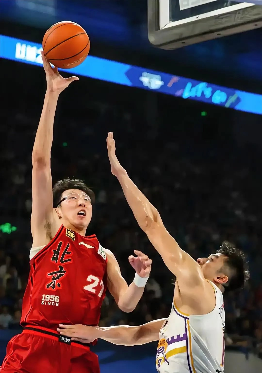 北京男篮全面发力,展现出色表现的简单介绍 北京男篮全面发力,展现出色表现的简单介绍