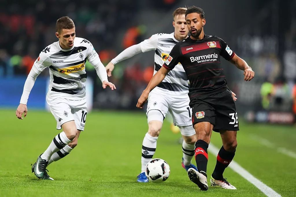 队名击败对手，保持不败势头