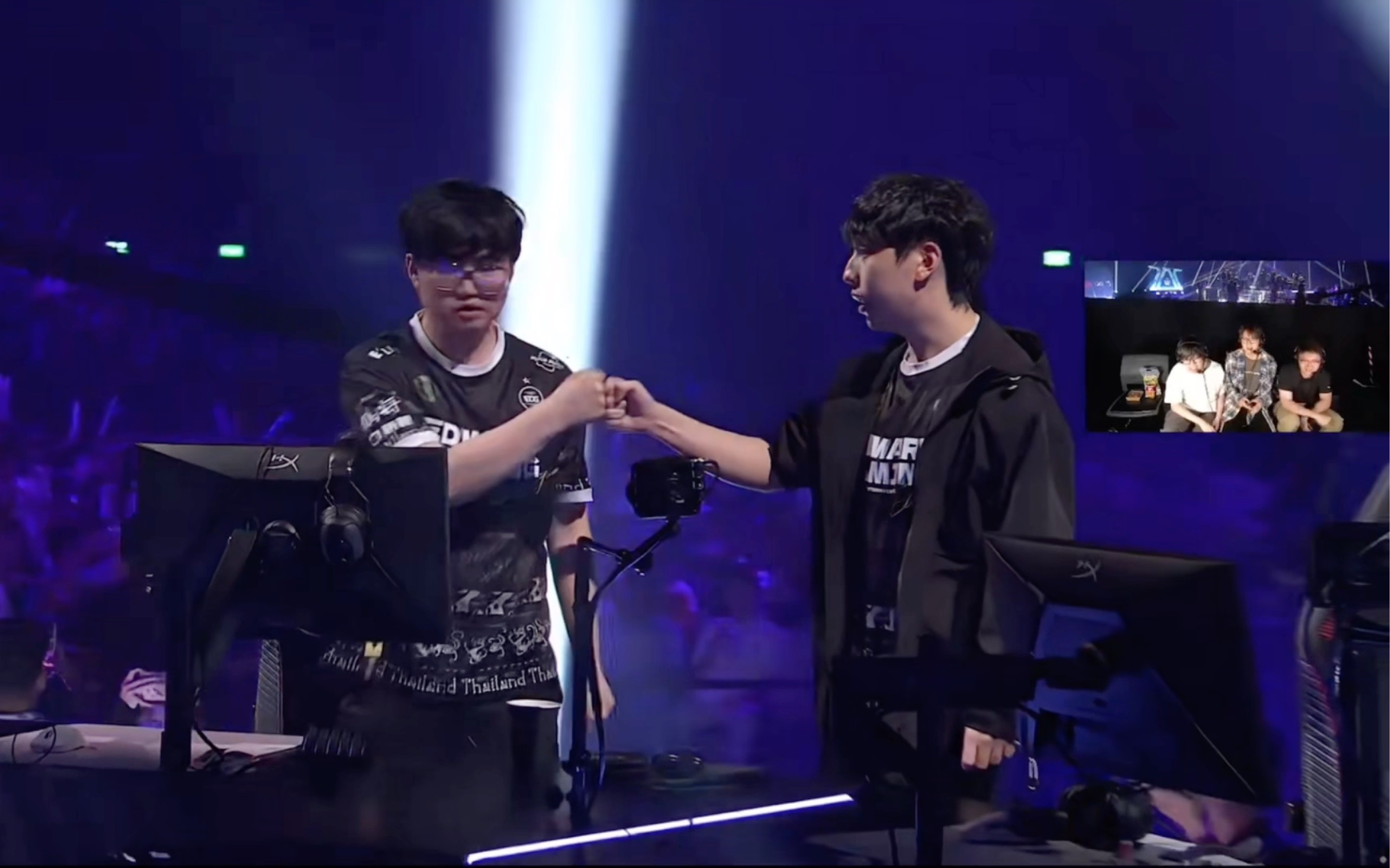 乐鱼体育官网网页版-EDG力克BRO，Gumayusi开启传奇时刻鏖战多局淘汰赛，点燃全场激情的简单介绍