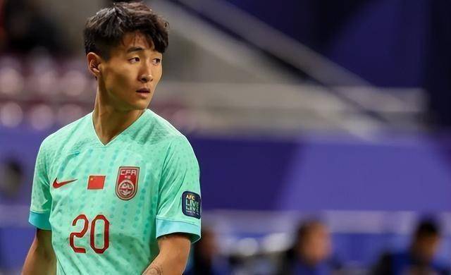 赛季表现稳定,顶级球员稳坐主力 赛季表现稳定,顶级球员稳坐主力