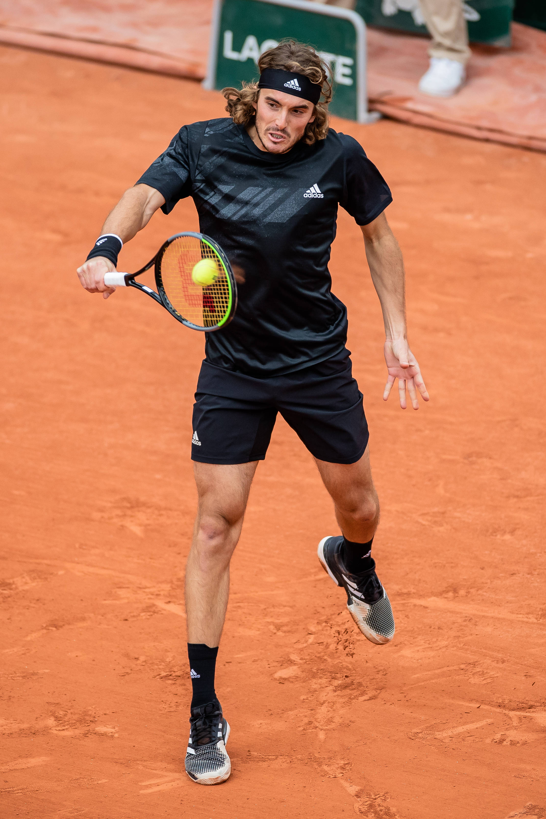 世界网球队力克德国网球队,西西帕斯一己之力扛起全队 世界网球队力克德国网球队,西西帕斯一己之力扛起全队