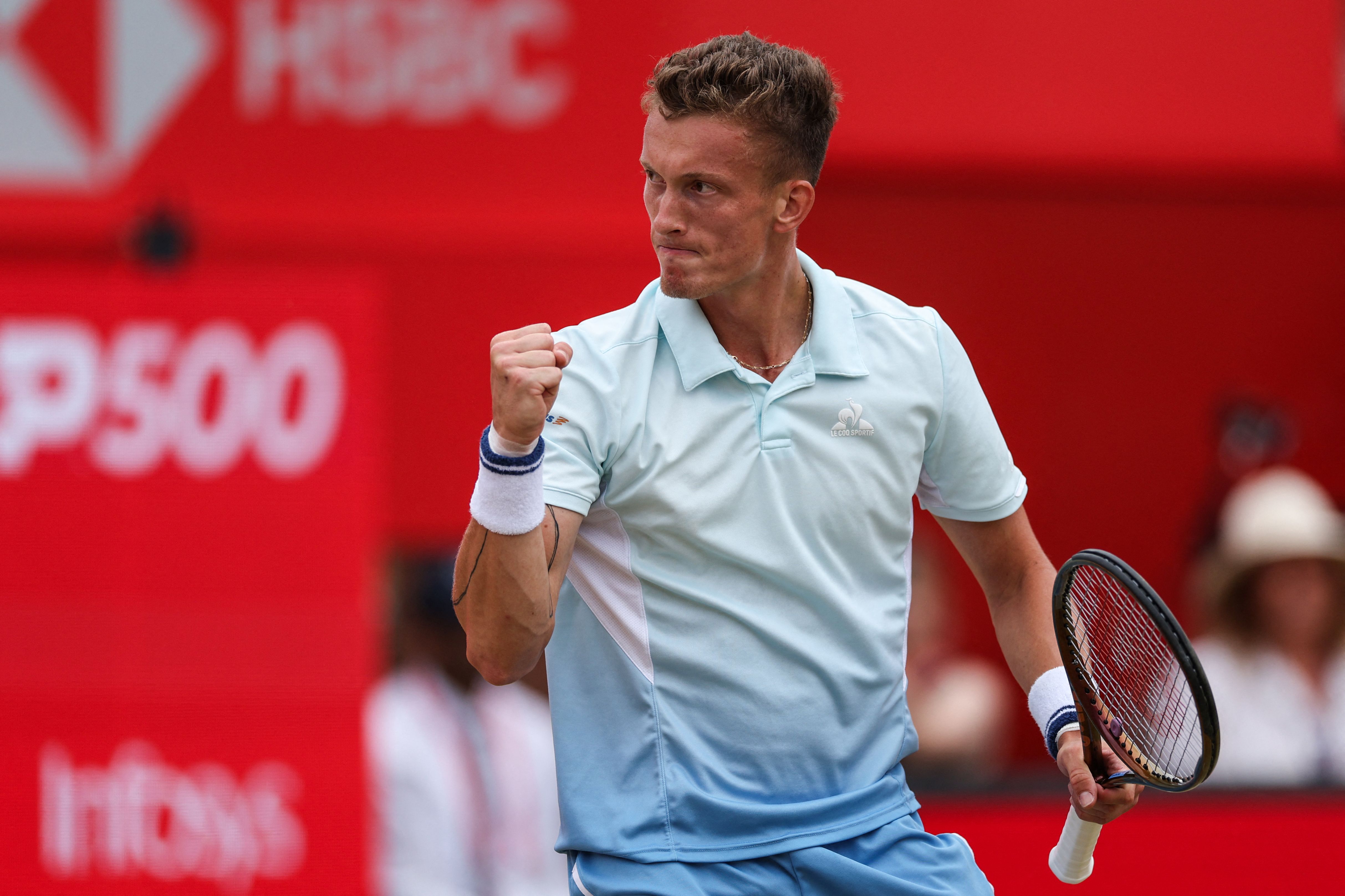 乐鱼体育官网网页版-欧洲网球队险胜世界网球队，阿尔卡拉斯爆发神勇