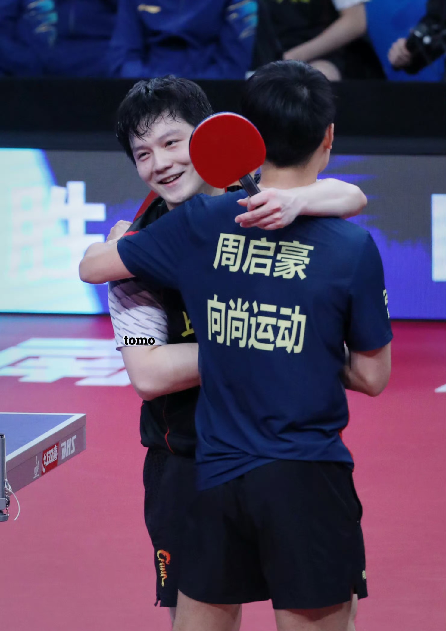 德国队鏖战中国队,樊振东带队取胜 德国队鏖战中国队,樊振东带队取胜